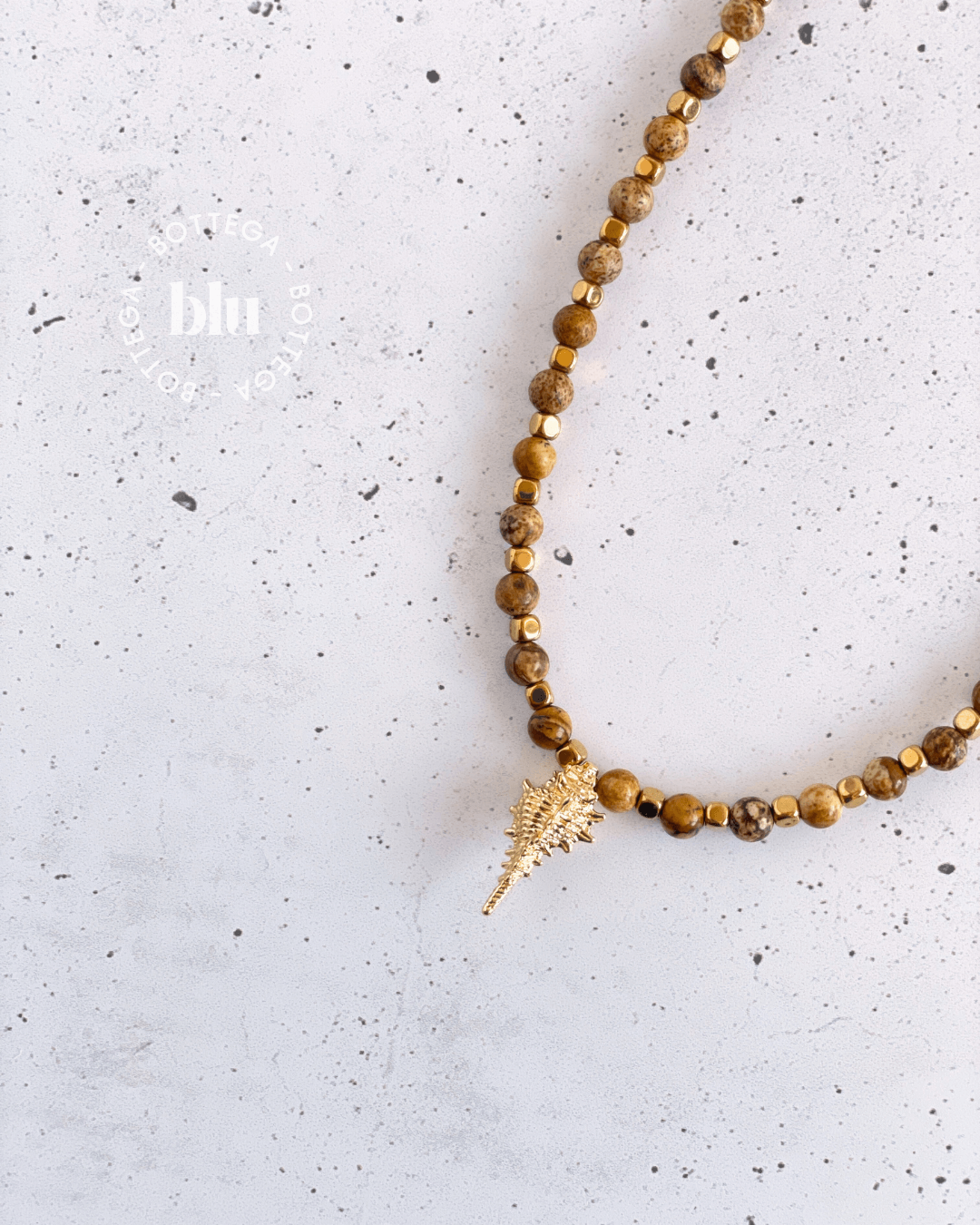 collar-isola-jaspe-hematite-caracol