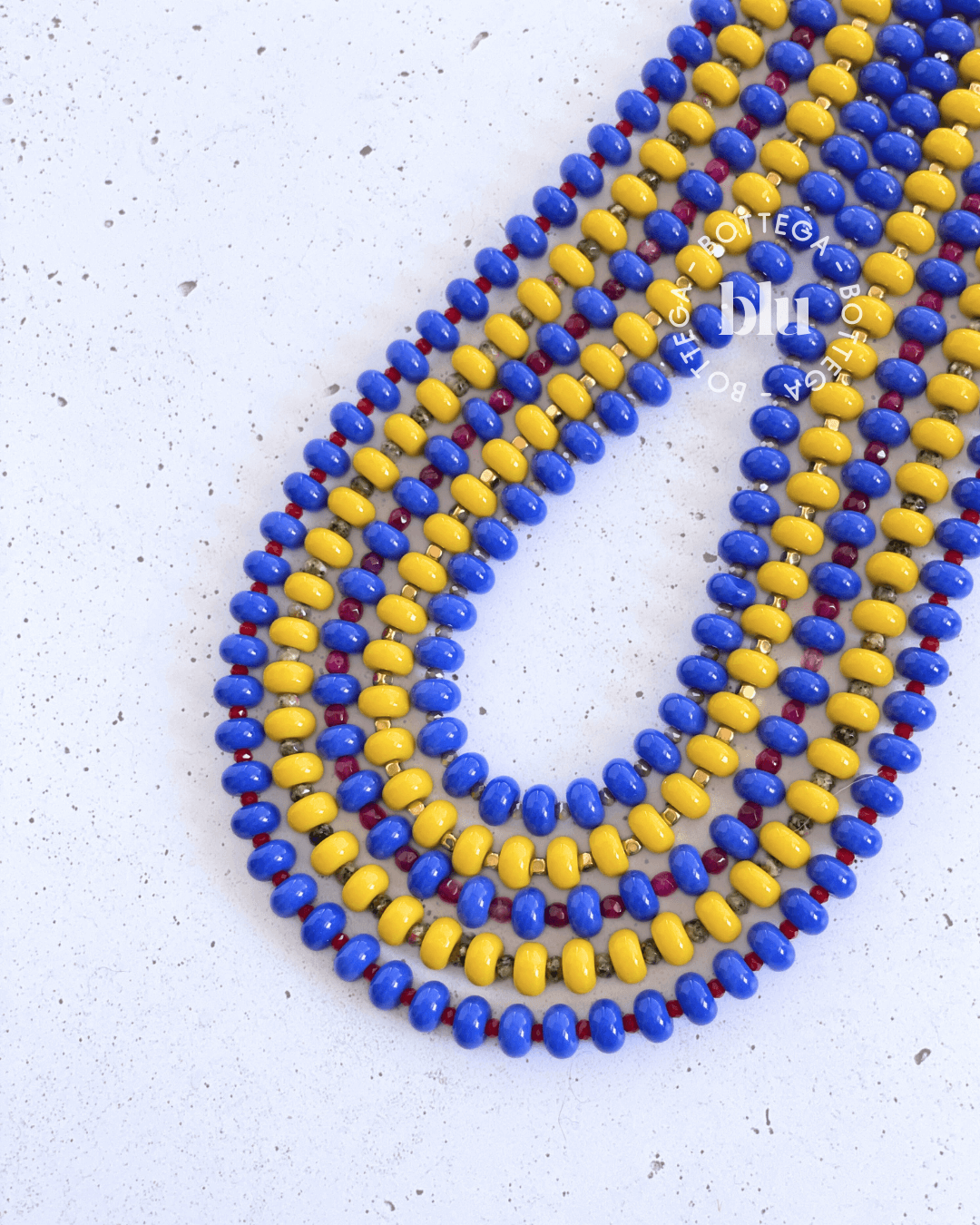 kailani-bottegablu-collar-riva-cristal-amarillo-azul